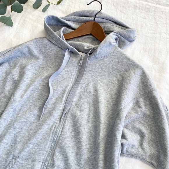 Victoria's Secret Sport Short Sleeve Zip Up Hoodie - Picture 5 of 9